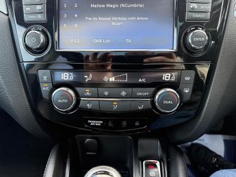 Nissan Qashqai 1.6 dCi Tekna SUV 5dr Diesel XTRON Euro 6 (s/s) (130 ps)