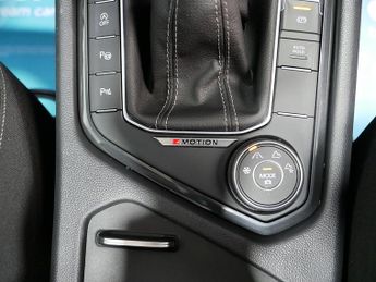 Volkswagen Tiguan TSI R-Line