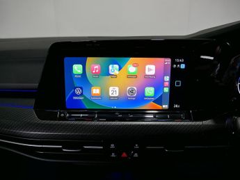 Volkswagen Golf eTSI MHEV R-Line