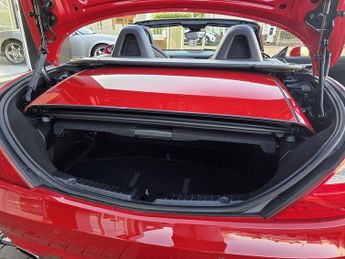 Mercedes-Benz SLK 1.8 SLK200 BlueEfficiency Convertible 2dr Petrol G-Tronic+ Euro 
