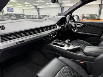 Audi Q7 3.0 TDI V6 Vorsprung SUV 5dr Diesel Tiptronic quattro Euro 6 (s/