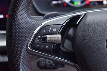 Skoda Octavia 2.0 TDI vRS Estate 5dr Diesel DSG 4WD Euro 6 (s/s) (200 ps)