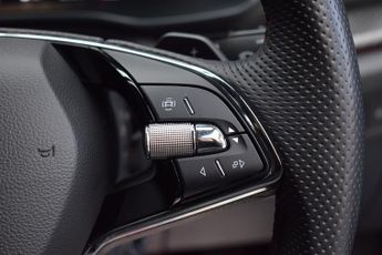 Skoda Octavia 2.0 TDI vRS Estate 5dr Diesel DSG 4WD Euro 6 (s/s) (200 ps)