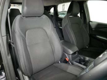 Nissan Qashqai DIG-T MHEV Acenta Premium