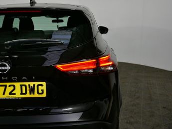 Nissan Qashqai DIG-T MHEV Acenta Premium