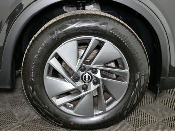 Nissan Qashqai DIG-T MHEV Acenta Premium