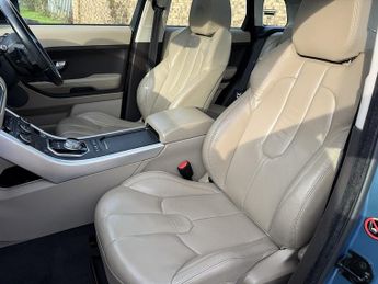 Land Rover Range Rover Evoque 2.2 SD4 Pure SUV 5dr Diesel Auto 4WD Euro 5 (190 ps)
