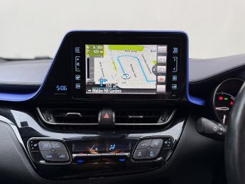 Toyota C-HR 1.8 VVT-h Dynamic SUV 5dr Petrol Hybrid CVT Euro 6 (s/s) (122 ps