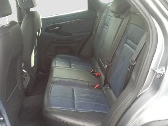 Land Rover Range Rover Evoque P300e R-Dynamic S