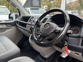 Volkswagen Transporter T6 T30 150 DSG LWB Highline