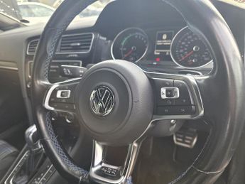 Volkswagen Golf 1.4 TSI GTE Hatchback 5dr Petrol Plug-in Hybrid DSG Euro 6 (s/s)