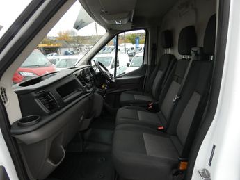 Ford Transit 350 EcoBlue Leader