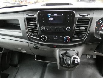 Ford Transit 350 EcoBlue Leader