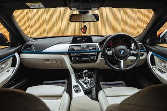 BMW 3 Series 2.0 330e 7.6kWh M Sport Saloon 4dr Petrol Plug-in Hybrid Auto Eu