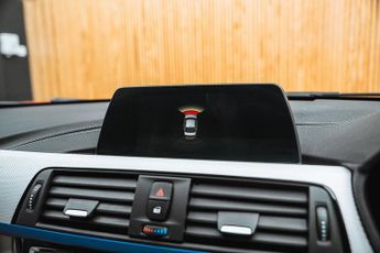 BMW 3 Series 2.0 330e 7.6kWh M Sport Saloon 4dr Petrol Plug-in Hybrid Auto Eu