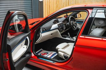 BMW 3 Series 2.0 330e 7.6kWh M Sport Saloon 4dr Petrol Plug-in Hybrid Auto Eu