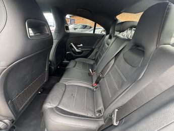 Mercedes-Benz CLA CLA200 AMG Line