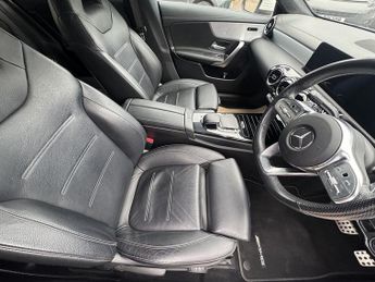 Mercedes-Benz CLA CLA200 AMG Line