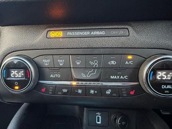 Ford Focus EcoBlue ST-Line X