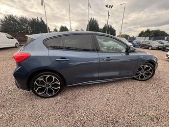 Ford Focus EcoBlue ST-Line X