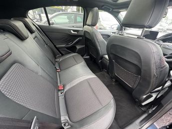 Ford Focus EcoBlue ST-Line X