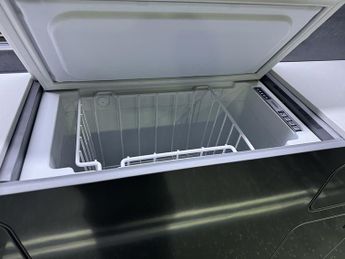 Volkswagen Transporter T6.1 T32 110 LWB