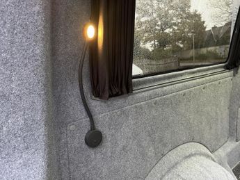 Volkswagen Transporter T6.1 T32 110 LWB