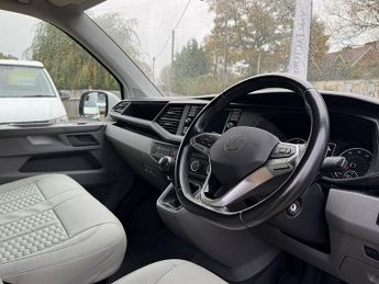 Volkswagen Transporter T6.1 T32 110 LWB