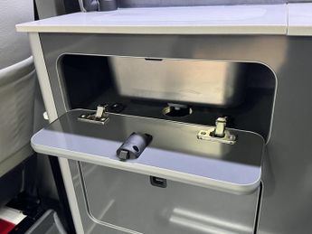 Volkswagen Transporter T6.1 T32 110 LWB