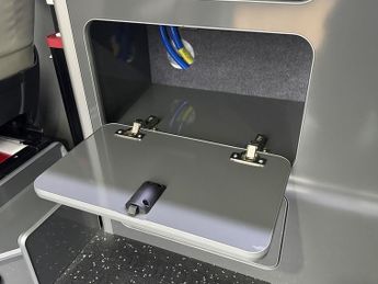 Volkswagen Transporter T6.1 T32 110 LWB