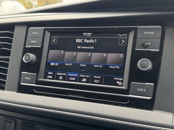 Volkswagen Transporter T6.1 T32 150 DSG SWB Highline