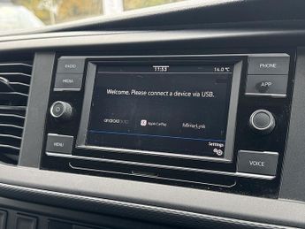 Volkswagen Transporter T6.1 T32 150 DSG SWB Highline