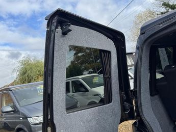 Volkswagen Transporter T6.1 T32 150 DSG SWB Highline