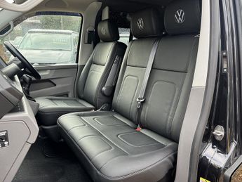 Volkswagen Transporter T6.1 T32 150 DSG SWB Highline