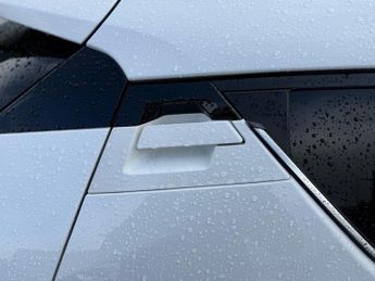 Toyota C-HR 1.8 VVT-h Excel SUV 5dr Petrol Hybrid CVT Euro 6 (s/s) (122 ps)