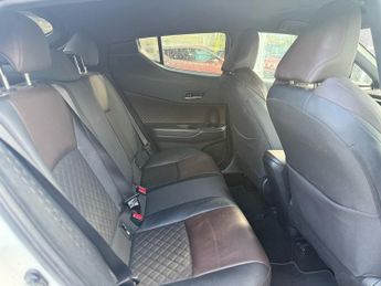 Toyota C-HR 1.8 VVT-h Excel SUV 5dr Petrol Hybrid CVT Euro 6 (s/s) (122 ps)