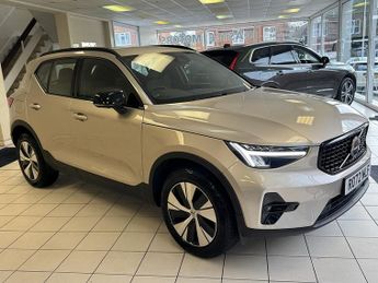 Volvo XC40 h T4 Plus