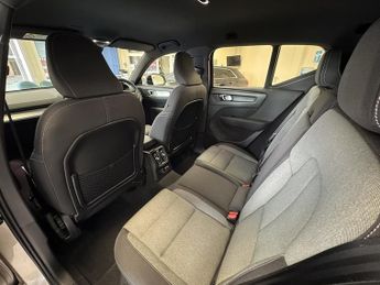 Volvo XC40 h T4 Plus