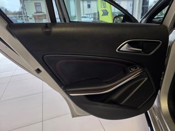 Mercedes-Benz A Class 2.0 A45 AMG (Premium) Hatchback 5dr Petrol SpdS DCT 4MATIC Euro 