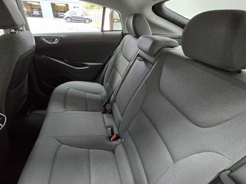 Hyundai IONIQ h-GDi Premium