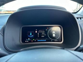 Hyundai KONA 39kWh Premium SUV 5dr Electric Auto (10.5kW Charger) (136 ps)