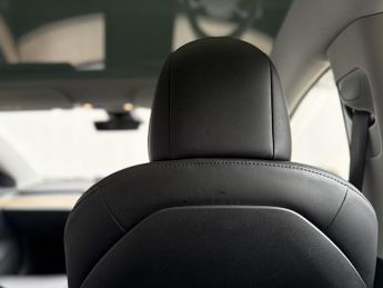 Tesla Model 3 Standard Range Plus Saloon 4dr Electric Auto RWD (241 bhp)