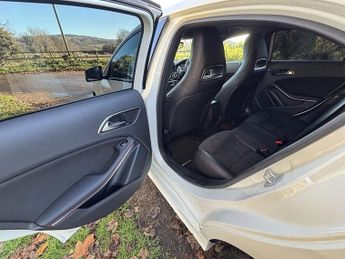 Mercedes-Benz A-Class A180 Blueefficiency Sport