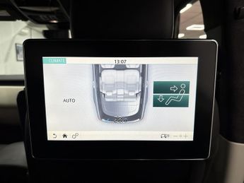 Land Rover Range Rover 3.0 D300 MHEV Westminster Black SUV 5dr Diesel Auto 4WD Euro 6 (