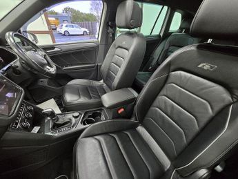 Volkswagen Tiguan TDI R-Line Tech