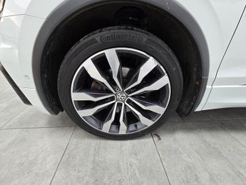 Volkswagen Tiguan TDI R-Line Tech