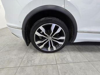 Volkswagen Tiguan TDI R-Line Tech