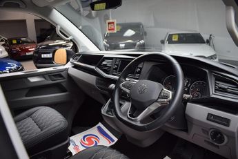 Volkswagen Transporter 2.0 BiTDI T30 Highline Kombi Double Cab 5dr Diesel DSG 4Motion S