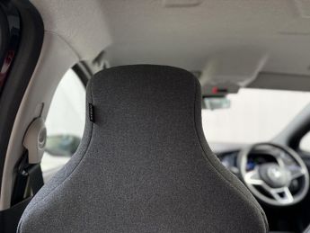 Renault Zoe R135 EV50 52kWh Iconic Hatchback 5dr Electric Auto (Rapid Charge