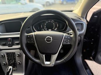Volvo V40 1.5 T3 Inscription Edition Hatchback 5dr Petrol Auto Euro 6 (s/s